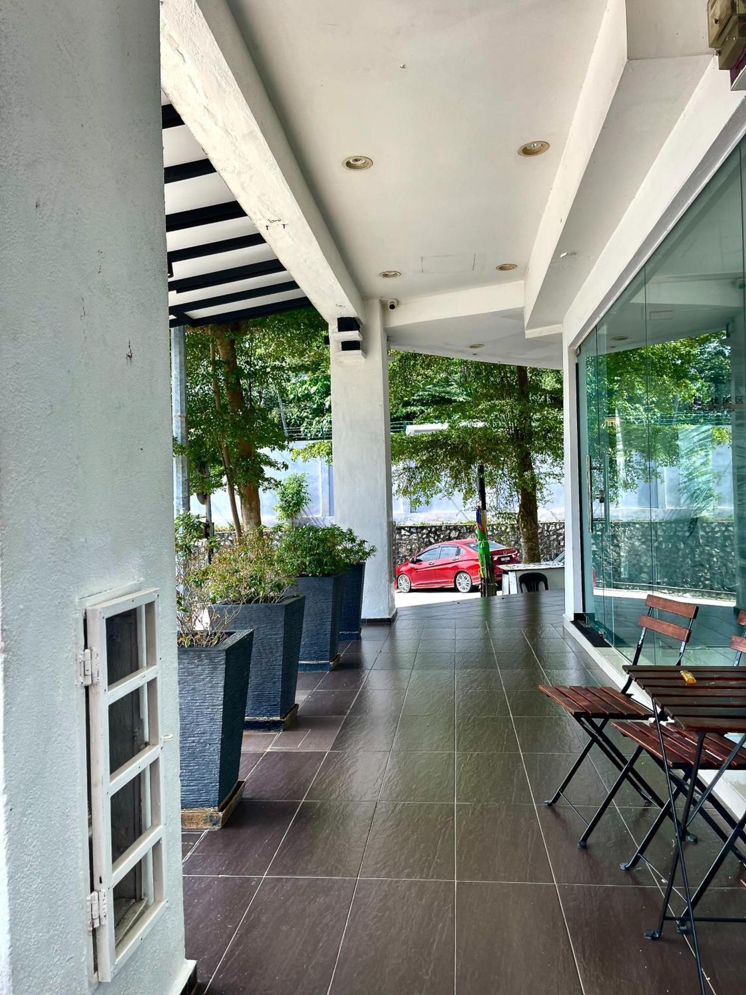 Hotel Villa Σερεμπάν Εξωτερικό φωτογραφία