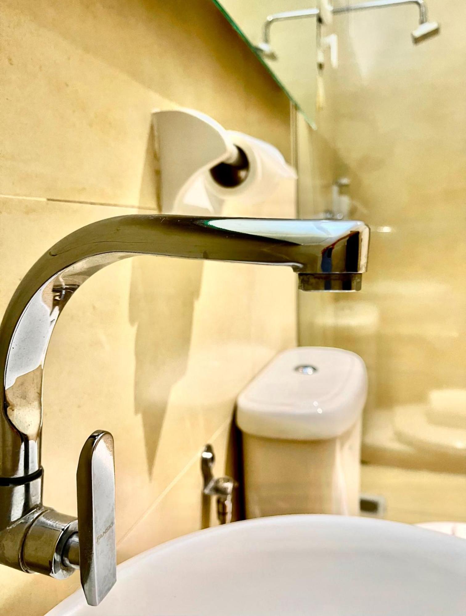 Hotel Villa Σερεμπάν Εξωτερικό φωτογραφία